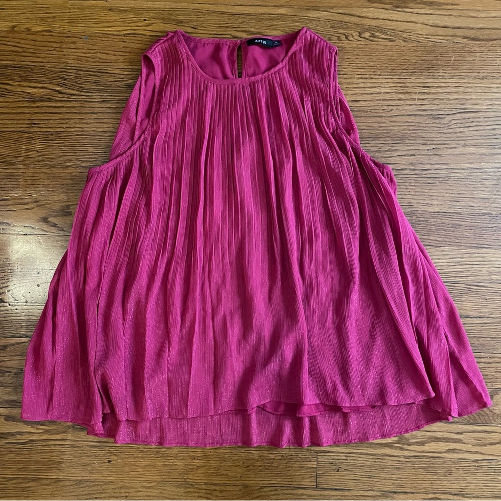 Apt. 9 Sparkly Flowy Fuchsia Pleated Sleeveless Blouse